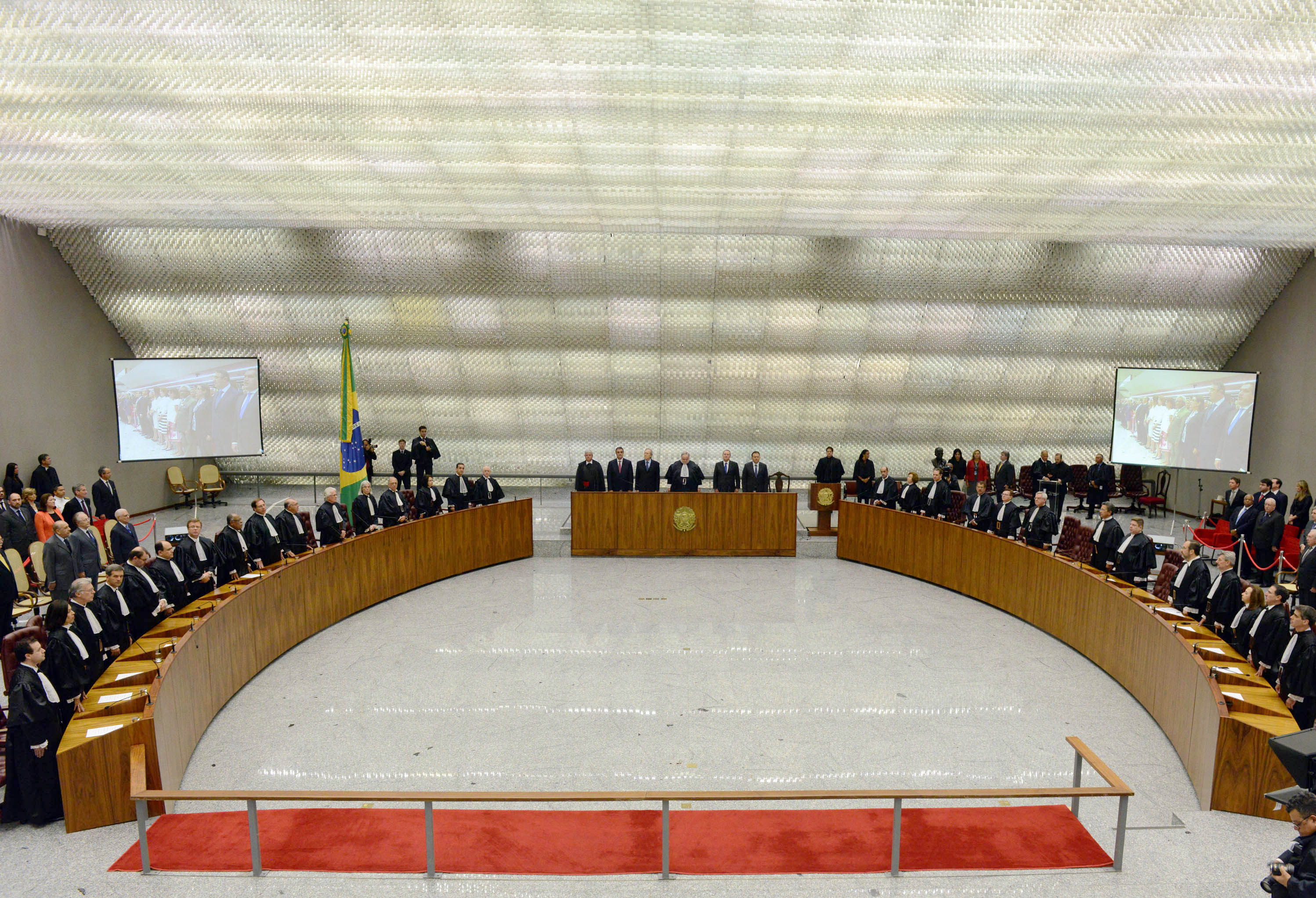 25-anos-superior-tribunal-de-justica-201404070002